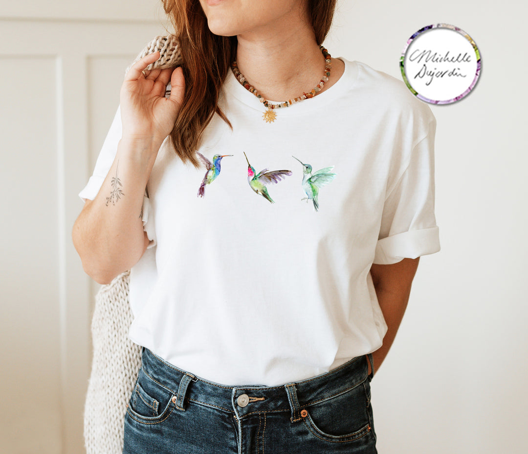 Wit t-shirt met groene kolibrie vogels van Michelle Dujardin