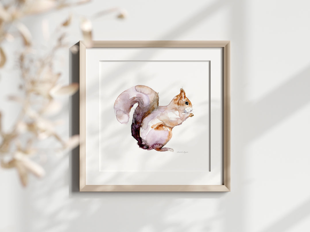 Speelse eekhoorn in roze lila tinten van Michelle Dujardin