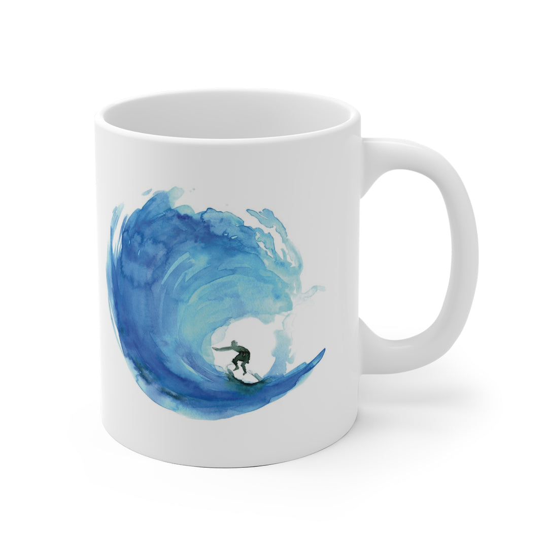 Blauwe rollende golf met surfer op koffiebeker van Michelle Dujardin
