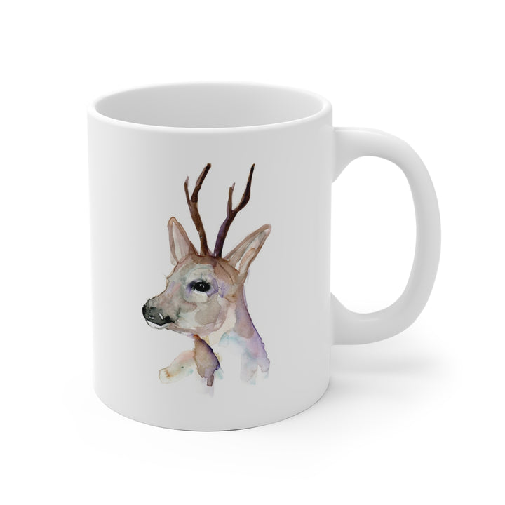 witte mok met hert en witte achtergrond