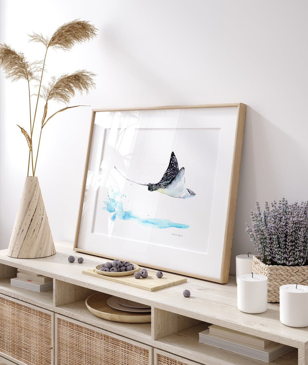 Lijstje met rog print op kastje